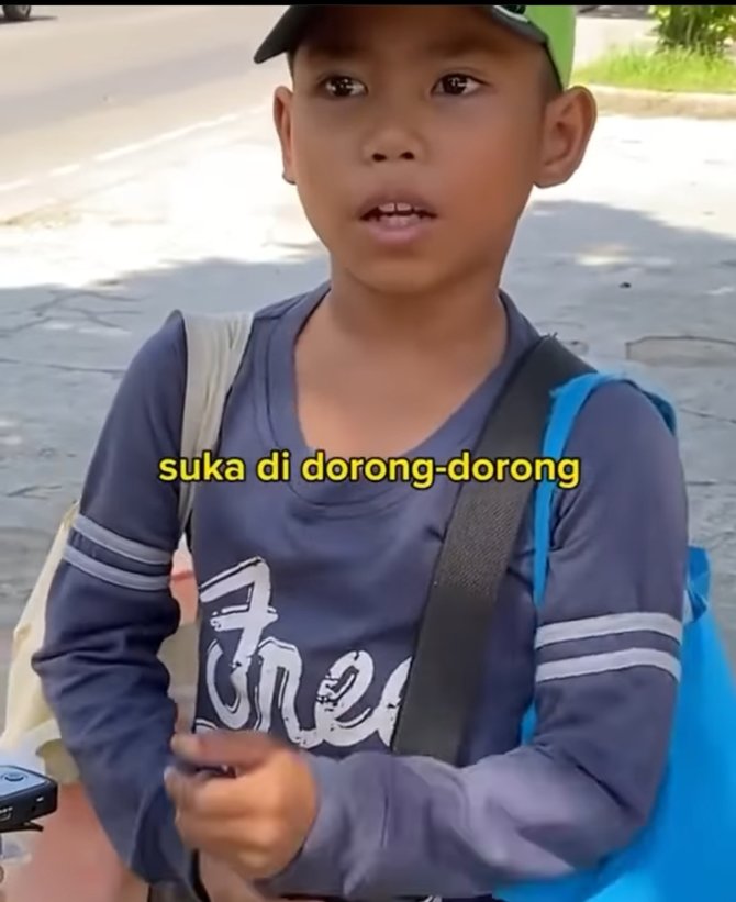 viral bocah jualan donat demi bantu ekonomi keluarga rela putus sekolah