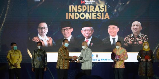 Berdayakan UMKM, Pemprov Jateng Raih Merdeka Award 2022