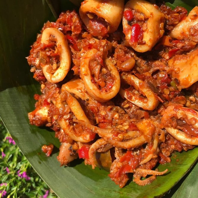 pencinta pedas wajib tahu 4 menu andalan holyspicy cocok jadi stok lauk di rumahmu