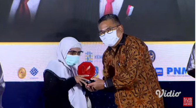 puluhan tahun hidup di hutan amp pertama kali ke jakarta
