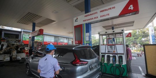 Pertamina Pastikan Hari ini Warga Masih Bisa Beli Pertalite dan Solar Seperti Biasa