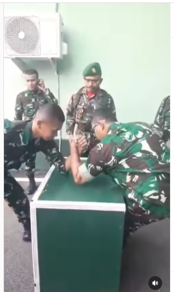 komandan motivasi prajurit cacat akibat luka tembak tetap menang