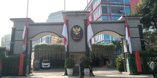 Tjahjo Kumolo Meninggal, KemenPAN-RB Kibarkan Bendera Setengah Tiang