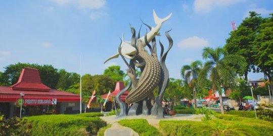 Identik dengan Surabaya, Ternyata Begini Asal Usul Panggilan Cak dan Ning