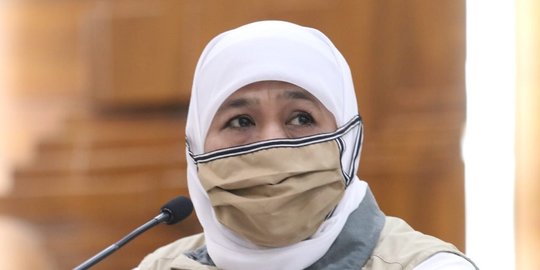 Kisah Gubernur Khofifah: 2013 Daftar Haji Bareng Suami, 2022 Berangkat cuma sama Anak