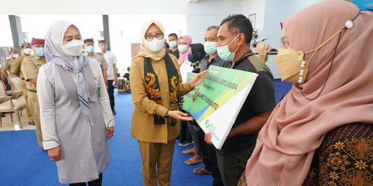 Kembali Digelar, 5.000 Nelayan Banyuwangi Terima Bantuan Premi Asuransi Gratis
