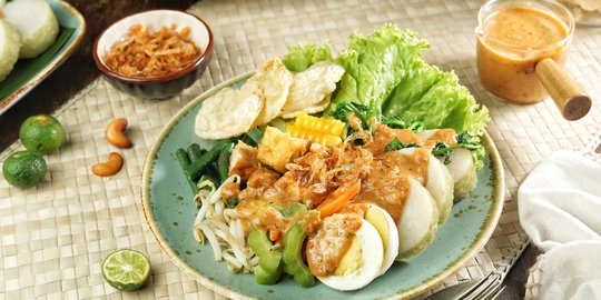 Lezatnya Gado-Gado Warung Bu Lisa Mampu Memanjakan Lidah Warga Kediri