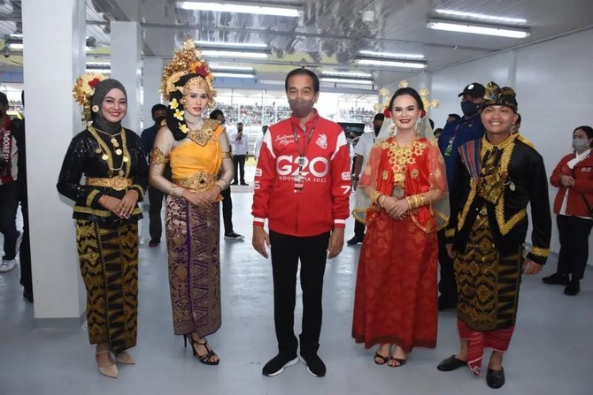 mayor tni suaranya top banget mirip judika