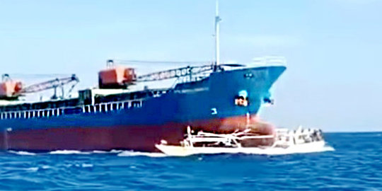 Kapal cargo hotsell gt 2000