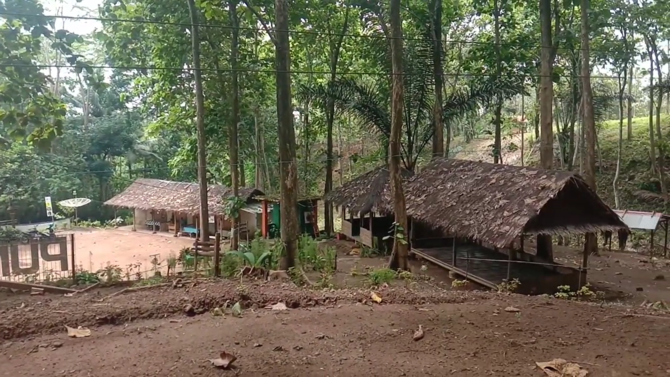 objek wisata alam puncak manik desa bangunharja kabupaten ciamis