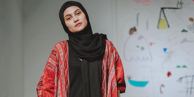 Lekat dengan Peran Protagonis Setelah Berhijab, Zee Zee Shahab Beberkan Tantangannya