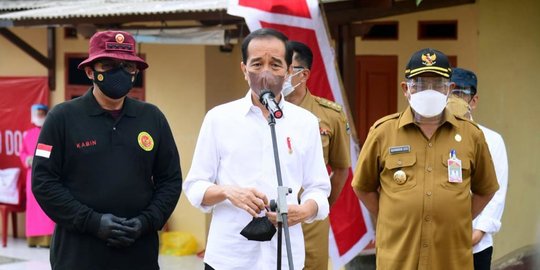 Didampingi Bobby, Jokowi Canangkan Revitalisasi Lapangan Merdeka Medan