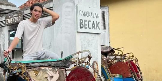 Potret Ganteng Eddy Meijer jadi Tukang Becak saat Liburan di Yogyakarta