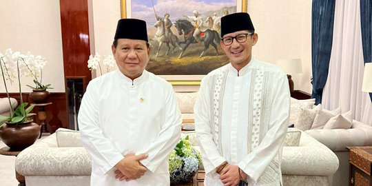 Usai Dampingi Jokowi Salat Id, Sandiaga Silaturahmi ke Rumah Prabowo