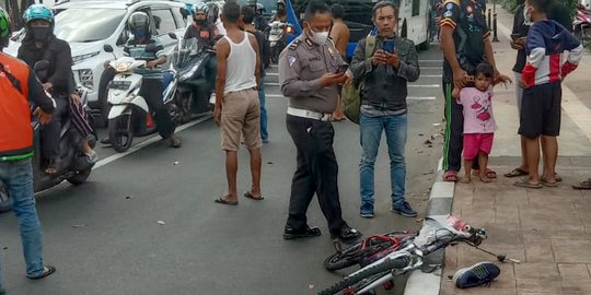 Gagal Menyalip, Pesepeda Meninggal akibat Terserempet TransJakarta di Pasar Minggu