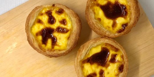 Pencinta Egg Tart, Wajib Coba Menu Your Comfort Cake