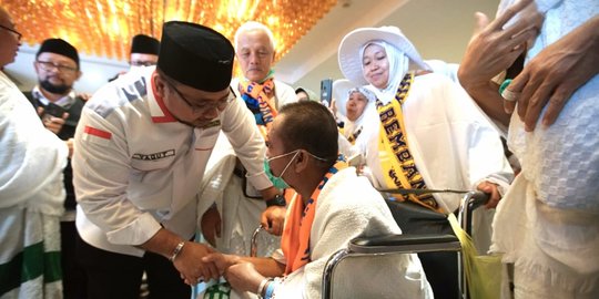 Menag Minta Petugas Siaga & Beri Layanan Terbaik untuk Jemaah yang Kembali ke Makkah