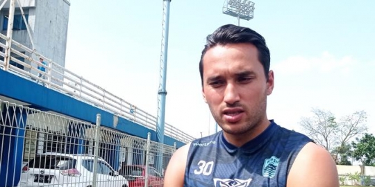 Liga 1: Kembali Berlatih di Skuad Persib, Ezra Walian Masih Merasakan Nyeri