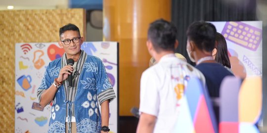 Bantu Pelaku UMKM di Banjarmasin, Sandiaga: Kita Ingin Ini Menjadi Lapangan Pekerjaan