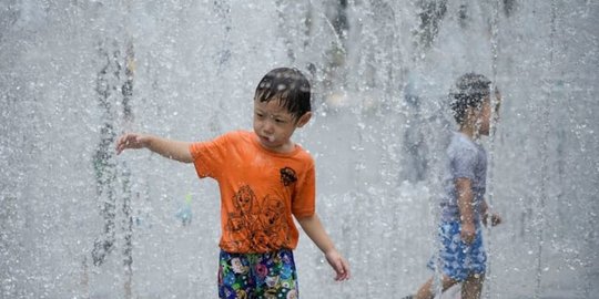 Ini Penyebab Jalanan Aspal di China Melengkung dan Genteng Rumah Meleleh