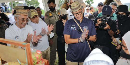 Sandiaga Beri Dukungan Promosi UMKM Kerupuk Ubi di Gorontalo