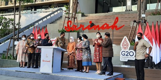 Jokowi Resmikan Wajah Baru Sarinah Disaksikan Keluarga Bung Karno