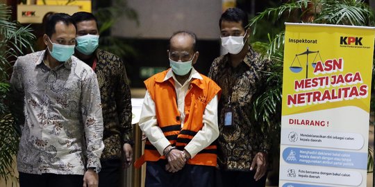 Kasus Suap, Eks Gubernur Riau Annas Maamun Dituntut 2 Tahun Bui dan Denda Rp150 Juta