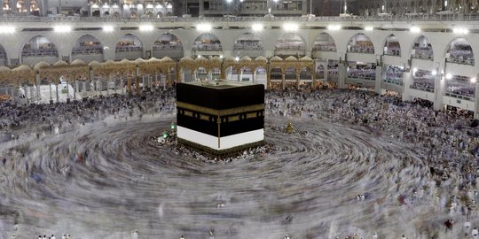 Doa untuk Orang Umroh dan saat Umrah ketika Tawaf Lengkap Beserta Artinya