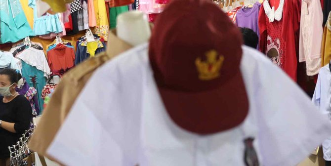 Adakan Lomba Ganti Baju Siswa Di Ruang Terbuka Sd Di Tangerang Tuai Sorotan 1728