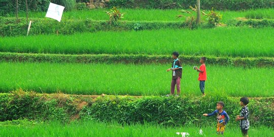 Ceria Anak Desa Mengisi Waktu Libur Sekolah