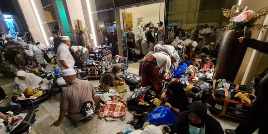 Terindikasi Bawa Zamzam, 290-an Koper Dikembalikan ke Jemaah dan Diminta Keluarkan