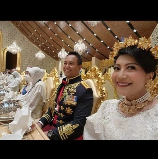 panglima tni andika terima penghargaan dari sultan brunei