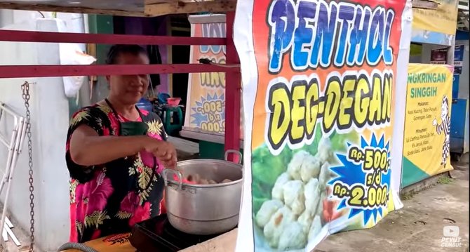 pria ini lulusan sd sukses kantongi rp30 juta tiap bulan hanya berjualan pentol