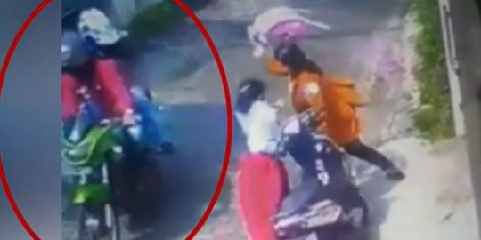 Video Detik-detik Istri TNI Ditembak OTK, Sempat Pukul Pelaku Pakai Tas Sekolah Anak