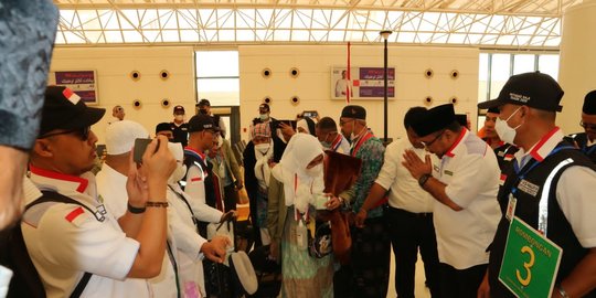 Beberapa Positif Covid saat Tiba di Indonesia, Jemaah Haji Diminta Taat Prokes