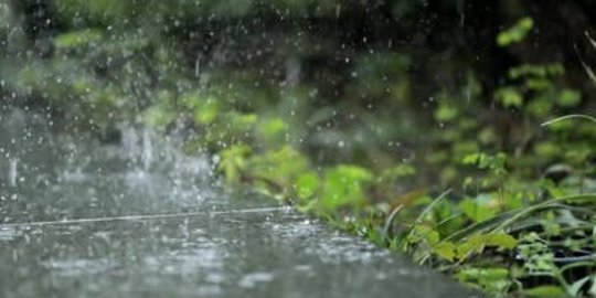 Doa Hujan Lebat & Angin Kencang, Beserta Dzikir Rasulullah SAW agar Terhindar Banjir