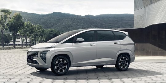 Hyundai STARGAZER Sudah Bisa Dipesan, Ini Spesifikasi dan Harganya!