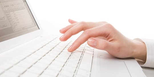 Cara Memberi Halaman pada Makalah di Microsoft Word, Pahami Langkahnya