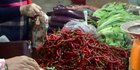 Harga Bawang dan Cabai di Pasar Kramat Jati Mulai Turun