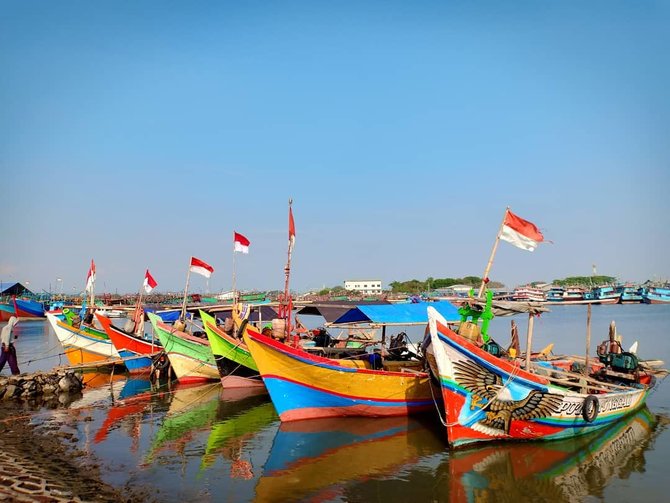 pantai kejawanan