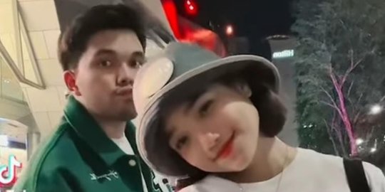 Hadiri Premier Film Fuji, Respons Cemburu Thariq Halilintar Curi Perhatian