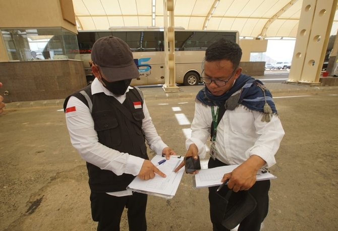 proses cek poin jemaah di terminal hijrah