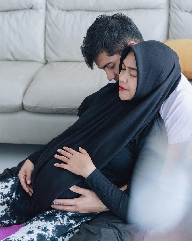 persiapan ria ricis jelang melahirkan anak pertama