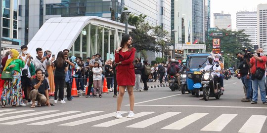 Berebut Merek Citayam Fashion Week