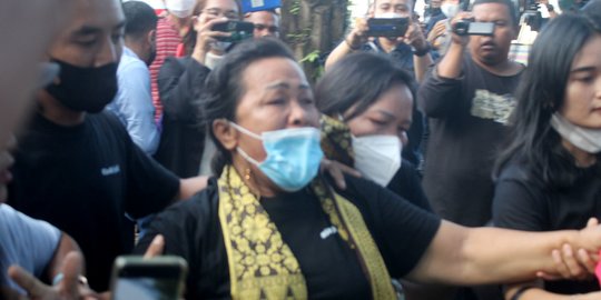 Ibunda Brigadir J: Ibu Putri Mana Hati Nuranimu