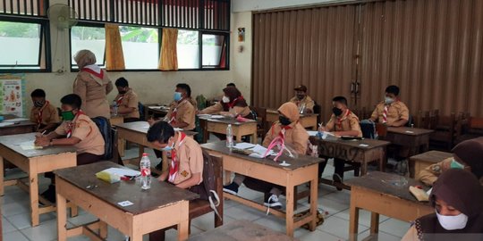 Covid-19 Meningkat, Dinas Pendidikan DKI Wanti-Wanti Guru & Murid Disiplin Prokes