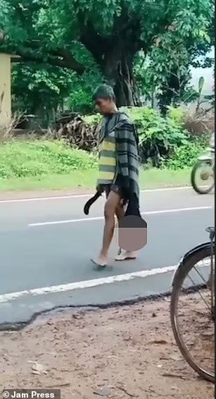 viral seorang kakek di india yang tenteng kepala putus istrinya ini penyebabnya