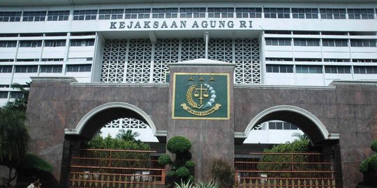 mafia tanah laporkan ke hotline kejaksaan agung rev2