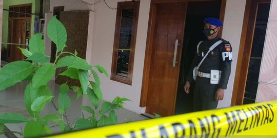 Jenazah Kopda Muslimin Dibawa ke RS Bhayangkara Semarang