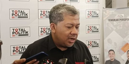 Fahri Hamzah Nilai KIB Koalisi Bohongan: Mereka Rayu Jokowi agar Berpolitik